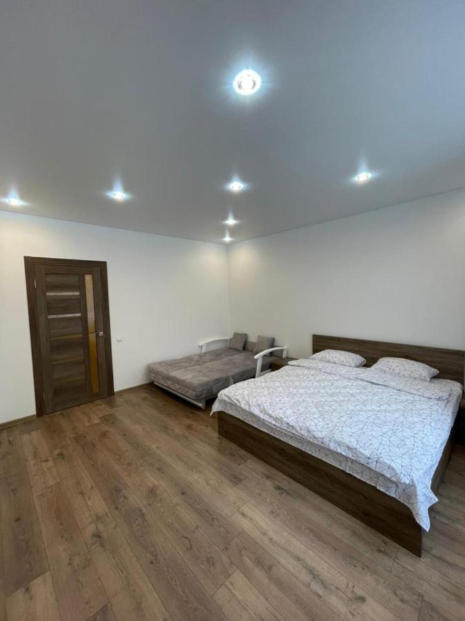 Daire White House *